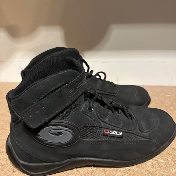 SIDI motorcycle mid boots model: DOHA - Picture 1 of 4